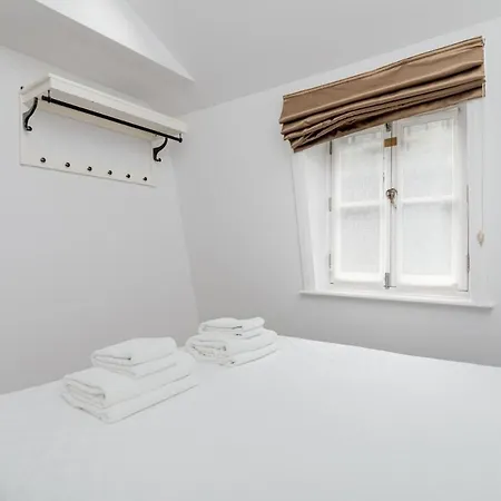 A Stunning Three Bedroom Home In Mayfair Londen Buitenkant foto